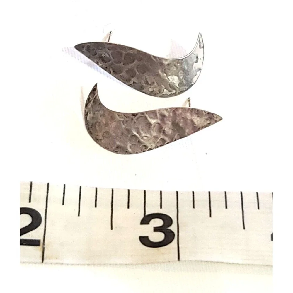 Vintage 925 Sterling Silver Hammered Curved Swirl Post Drop Earrings